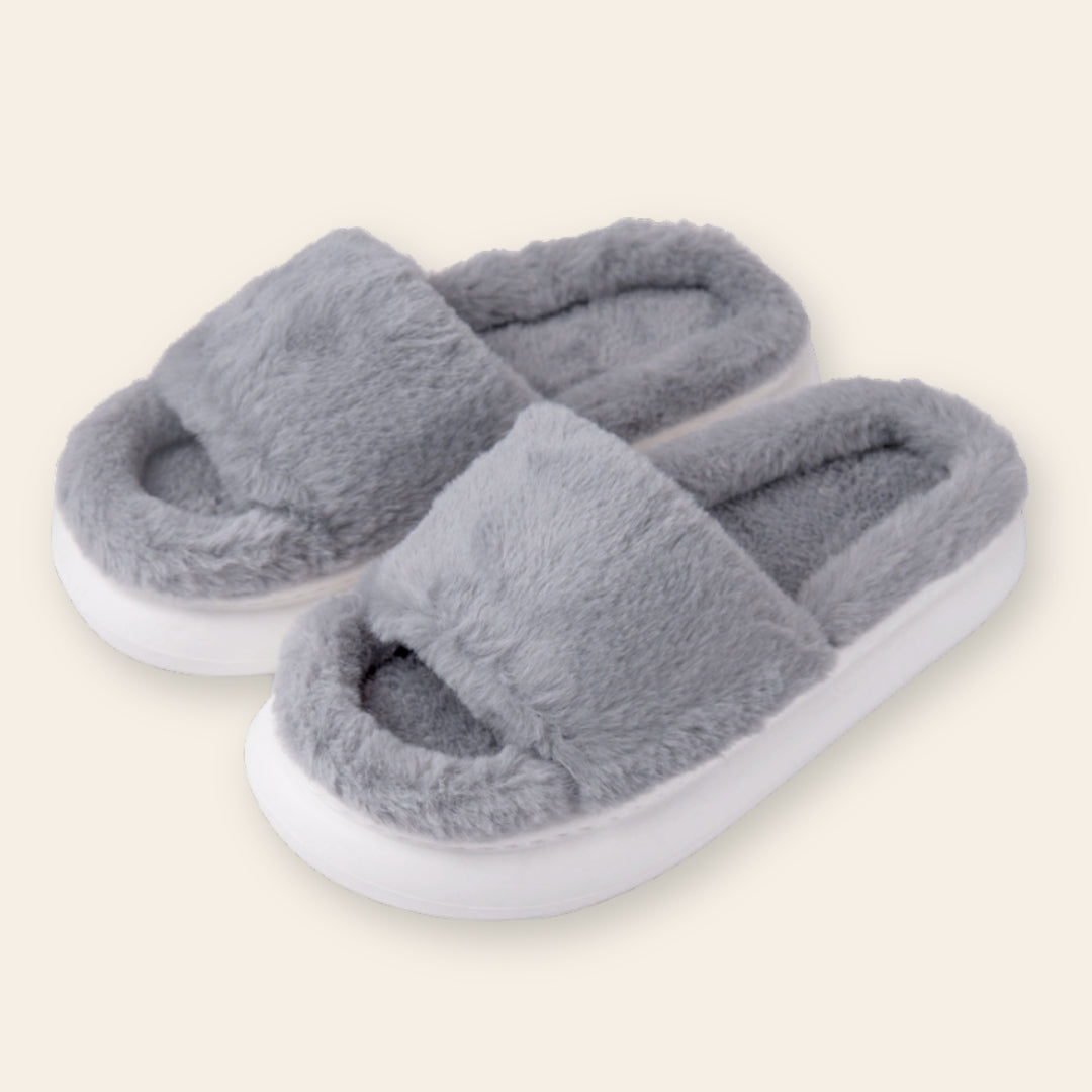 SnowDream - Warm and Stylish Fur Slippers