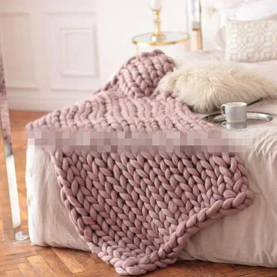 WarmNest - Handmade Chunky Knitted Blanket