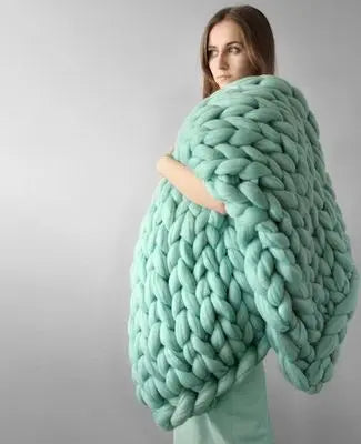 WarmNest - Handmade Chunky Knitted Blanket