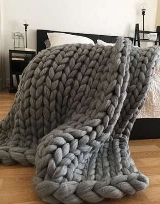 WarmNest - Handmade Chunky Knitted Blanket