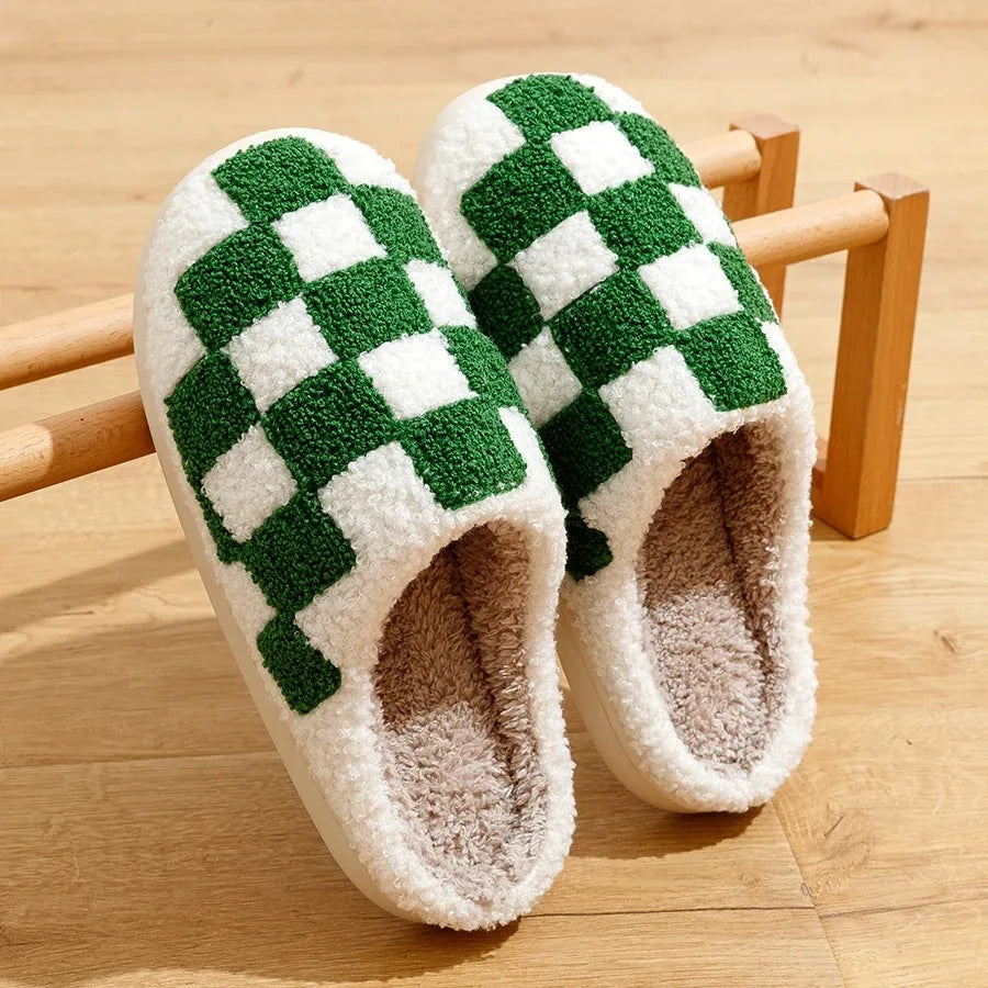 PlushHaven - Trendy Slippers for Indoor Comfort