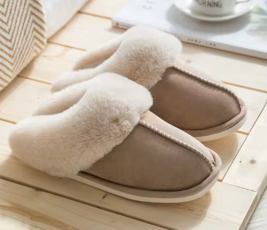 CozyNest - Luxurious Fluffy Winter Slippers